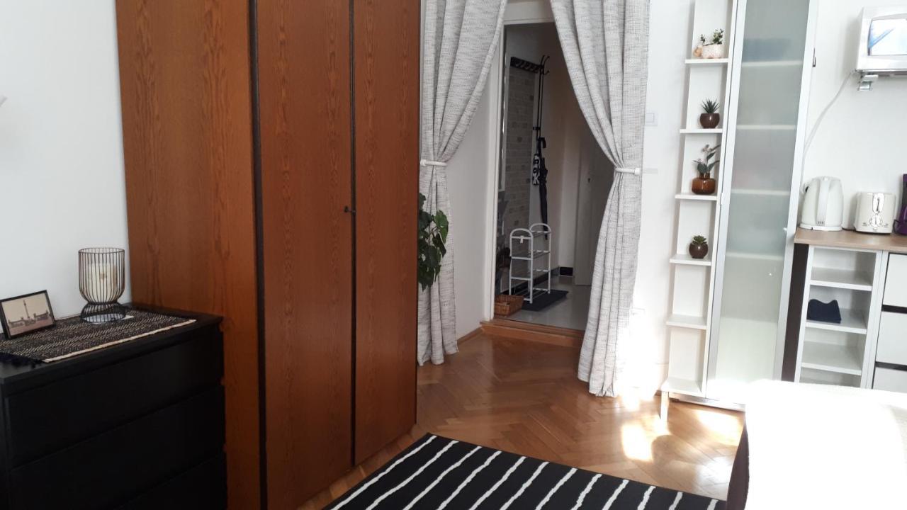 M&M Apartment Budapest House Exterior foto